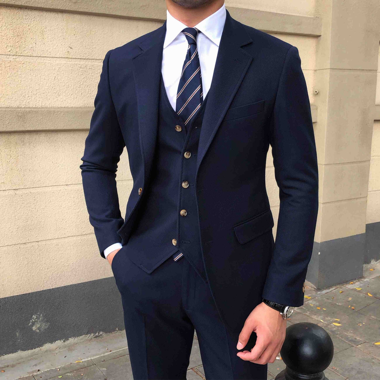 Men's Slim-fitting Suit Three-piece Suit Versatile Casual